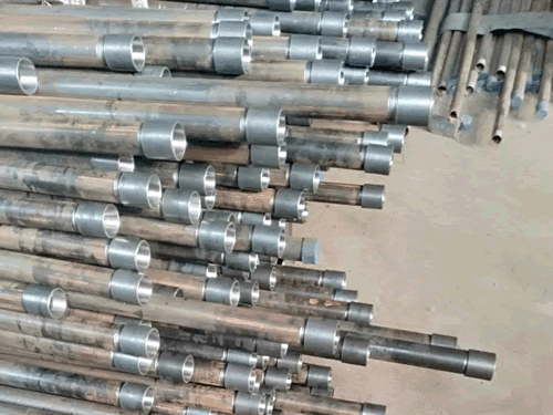 7个作业区摆开擂台 200余台机械“助跑” 海格斯项目基础工程施工全面启动